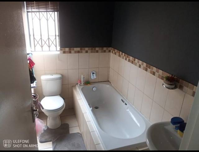 3 BEDROOM HOUSE FOR SALE IN PHUMULA